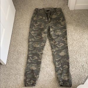 American Eagle Camo Joggers
